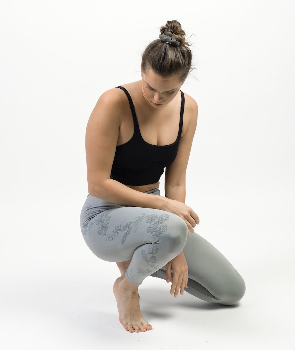 BASODA - Legging en fibres recyclées - Gris - Yoga Searcher