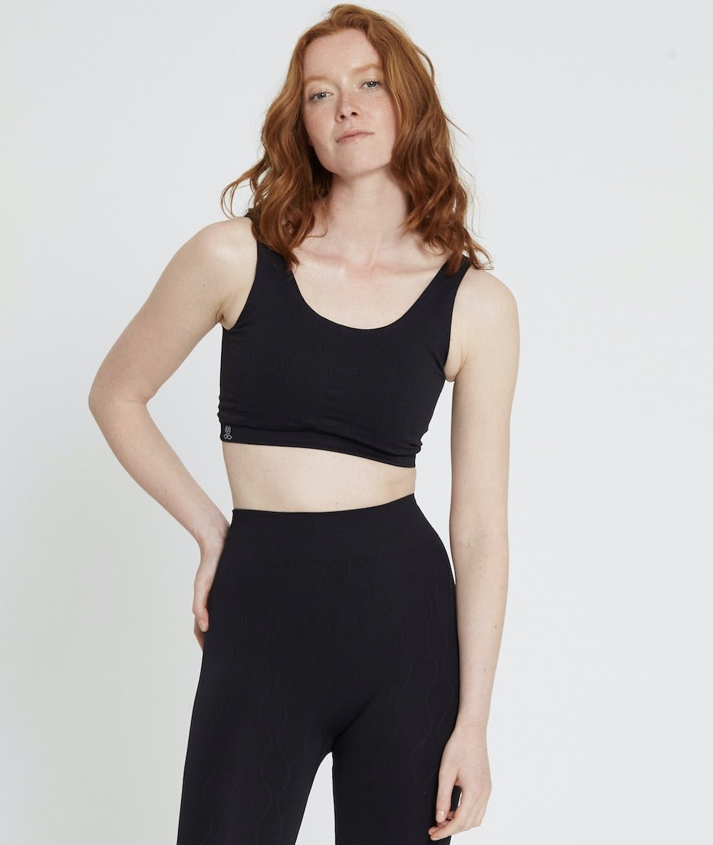 MARU - Brassière en fibres recyclées - Noir - Yoga Searcher