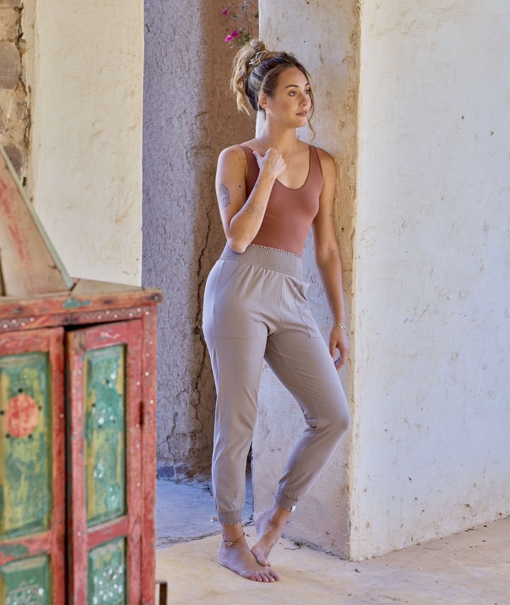 MORJIM - Pantalon fluide yoga - Cacao - Yoga Searcher