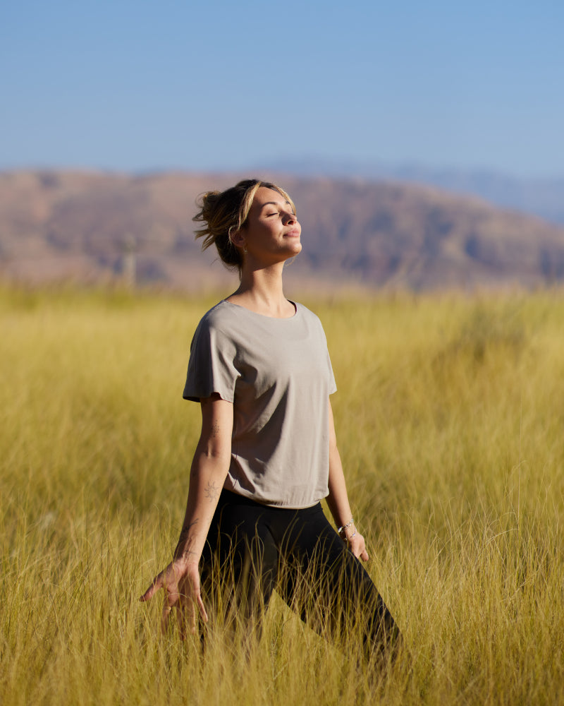 Tee-shirt MEDE Yoga Searcher