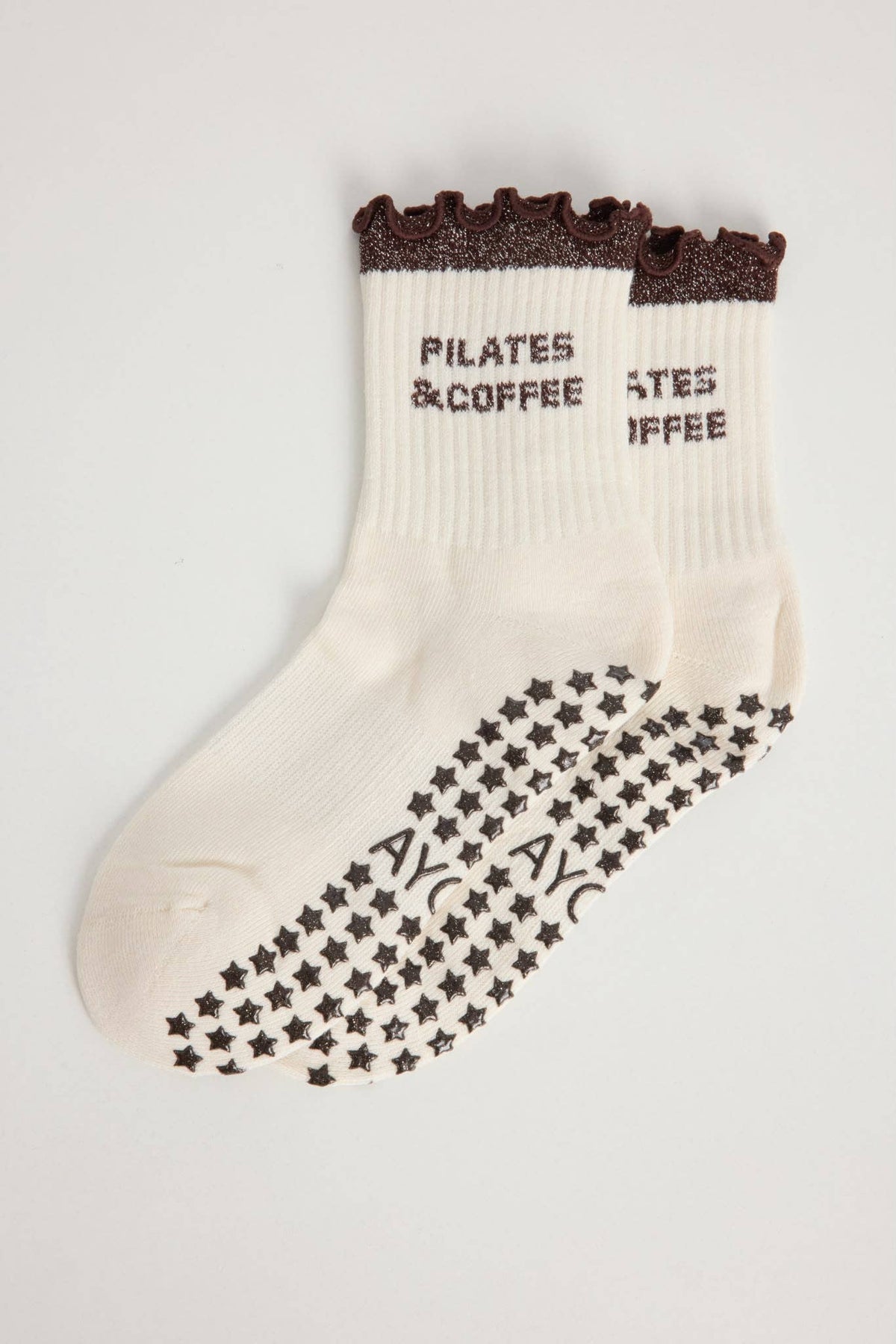Chaussettes Grips "Pilates and Coffee" Frizzy - Marron - Yoga Searcher