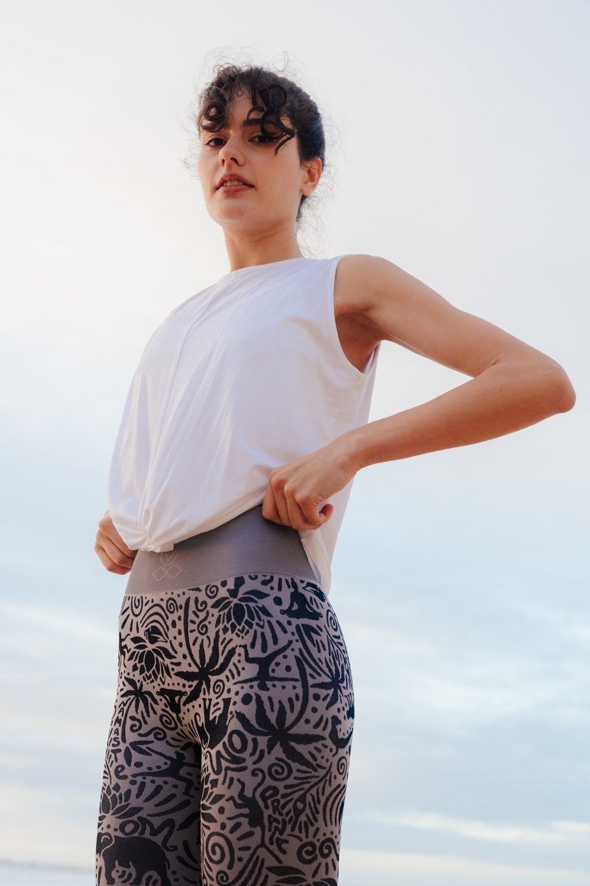 TWIST - Débardeur en Lyocell - Blanc- Yoga Searcher