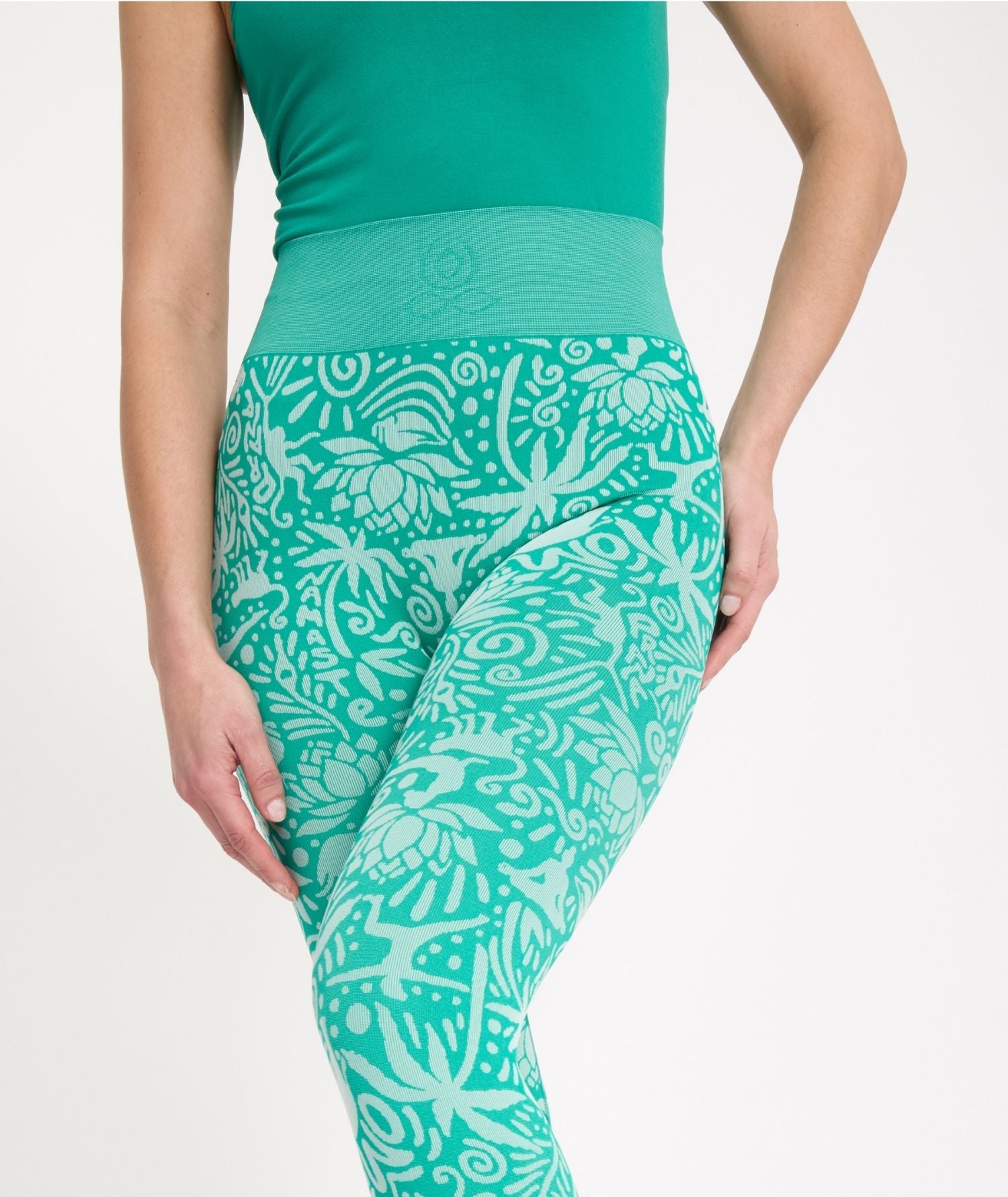 CHAVARA - Legging jaquards en matières recyclées - Emerald - Yoga Searcher