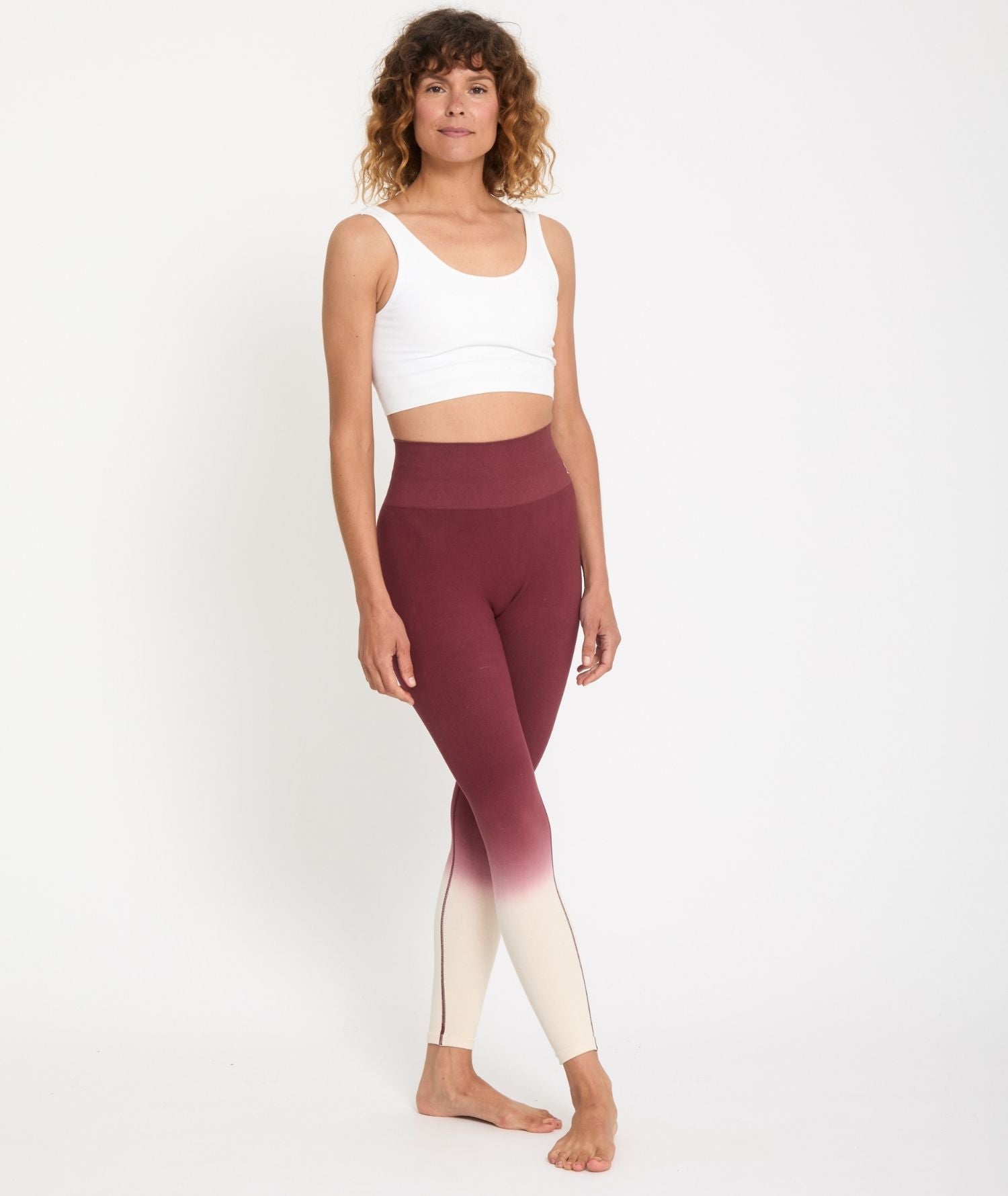 KAVALI - Legging en coton deep-dye - Rubis- Yoga Searcher