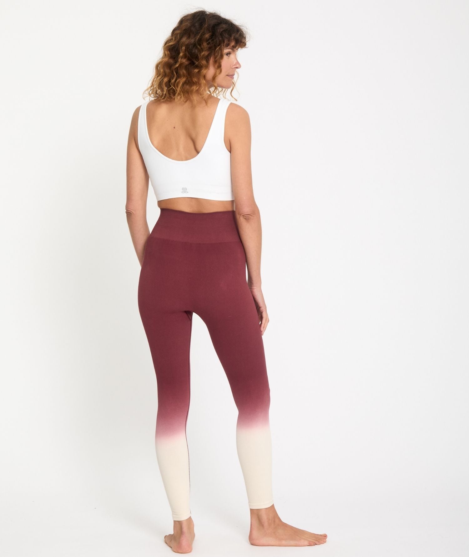 KAVALI - Legging en coton deep-dye - Rubis- Yoga Searcher