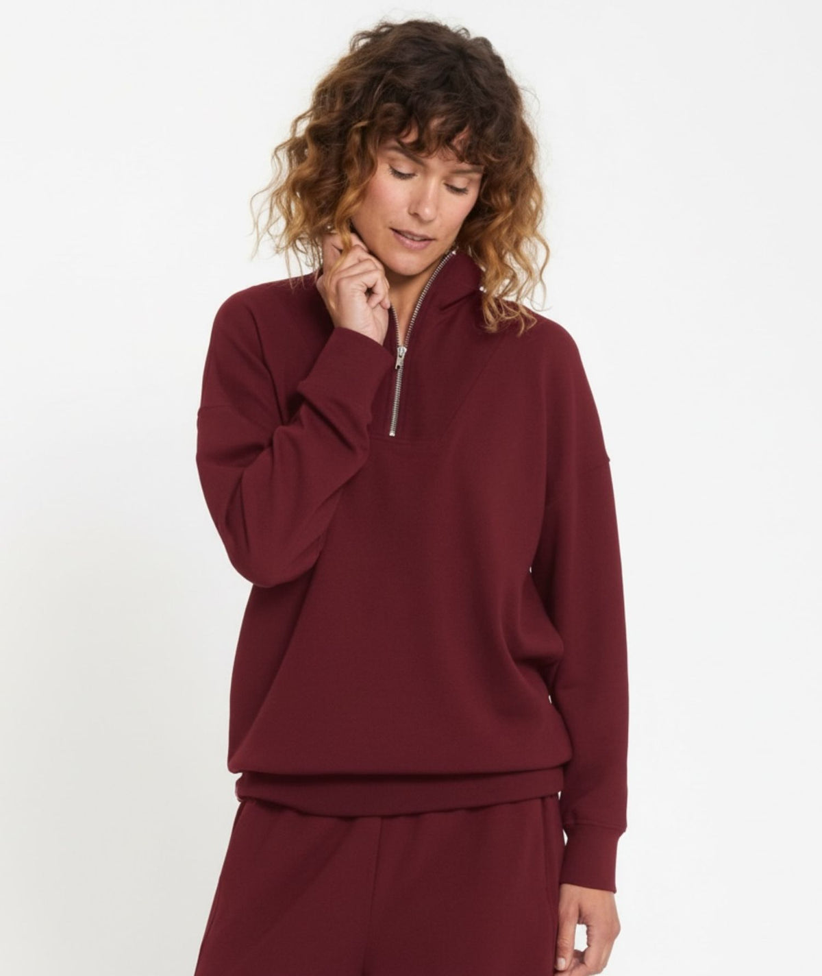KALHARA – Sweat zippé à col montant - Noir- Yoga Searcher