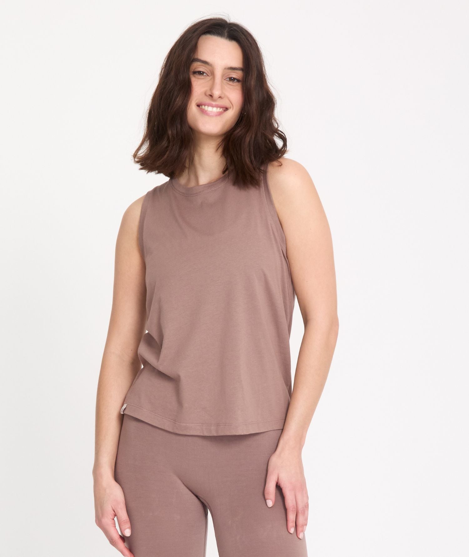 NIYAMA - Open-back yoga tank top