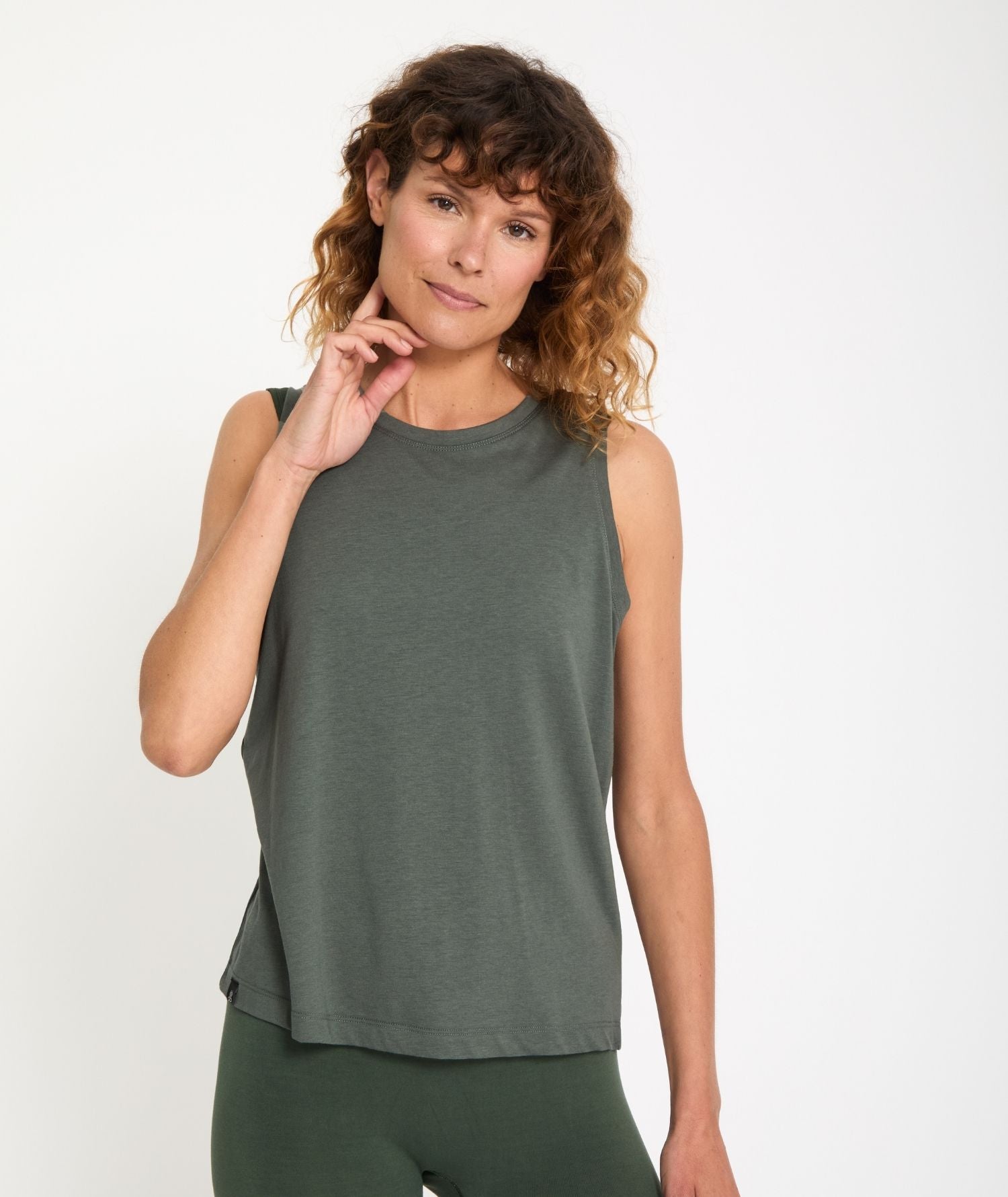 NIYAMA - Débardeur de yoga ouvert dans le dos - Blanc- Yoga Searcher