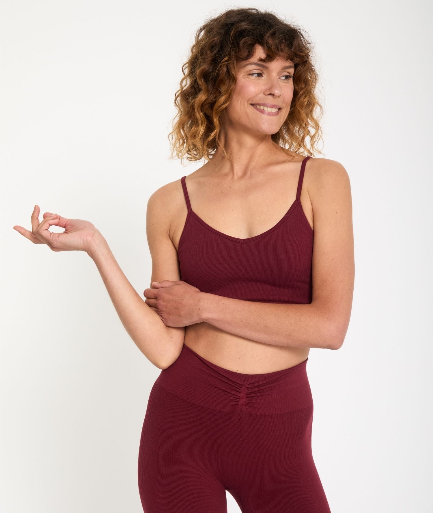SAMSKARA - Brassière en bambou - Rubis- Yoga Searcher