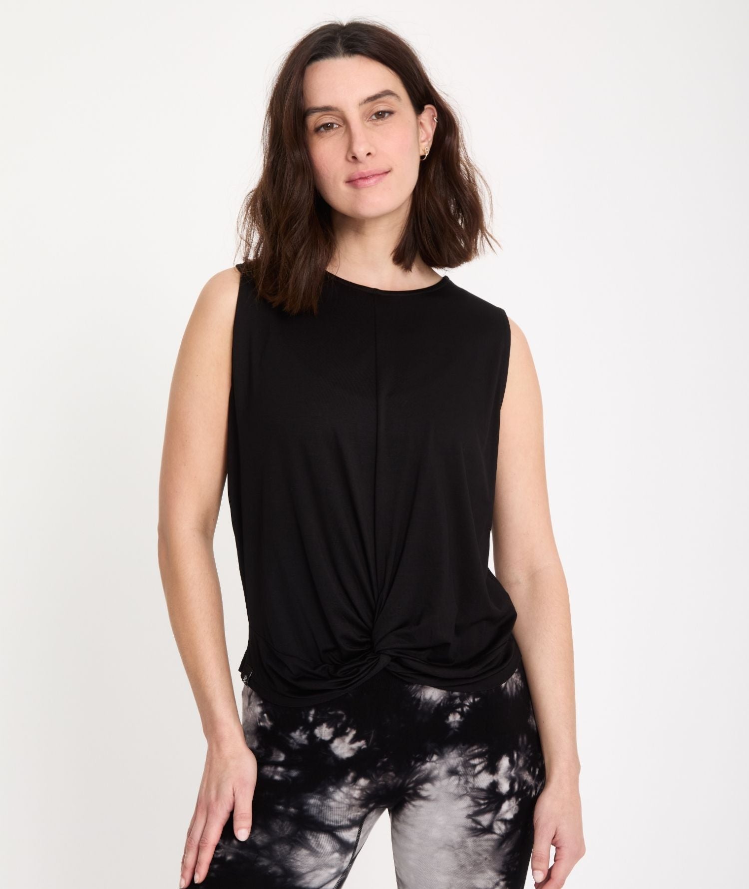 TWIST - Débardeur en Lyocell - Noir - Yoga Searcher