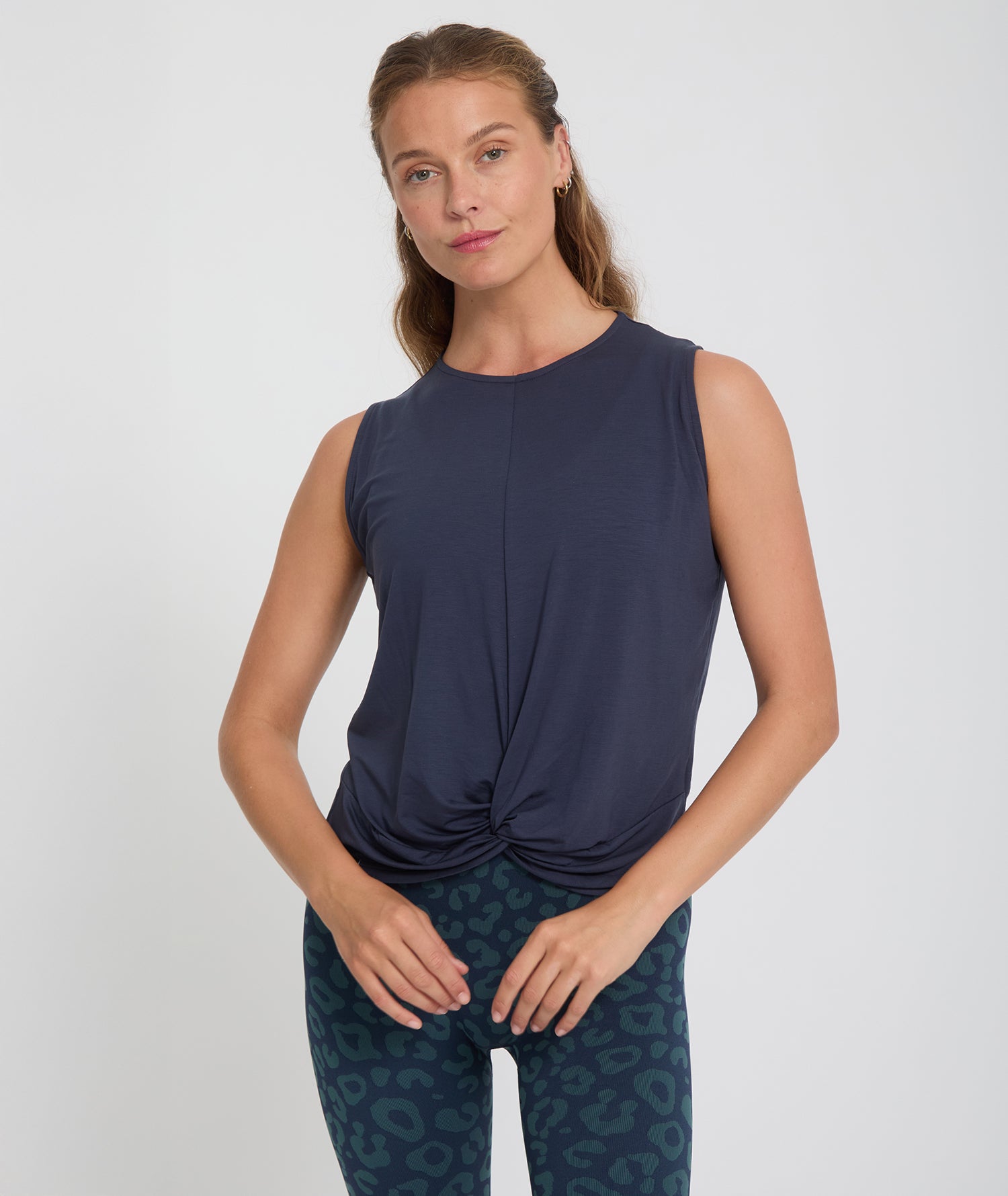 TWIST - Débardeur en Lyocell - Navy - Yoga Searcher