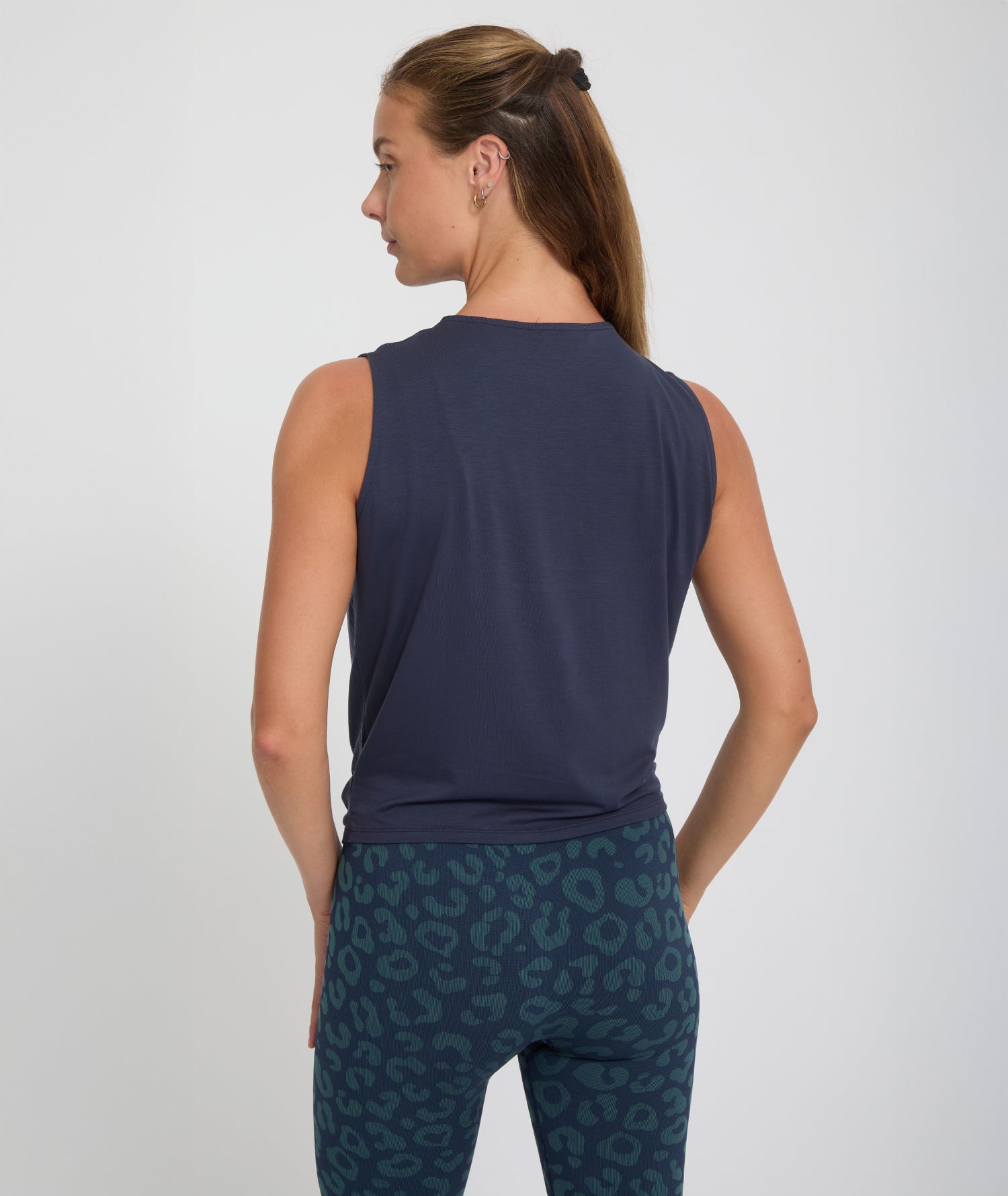TWIST - Débardeur en Lyocell - Navy - Yoga Searcher