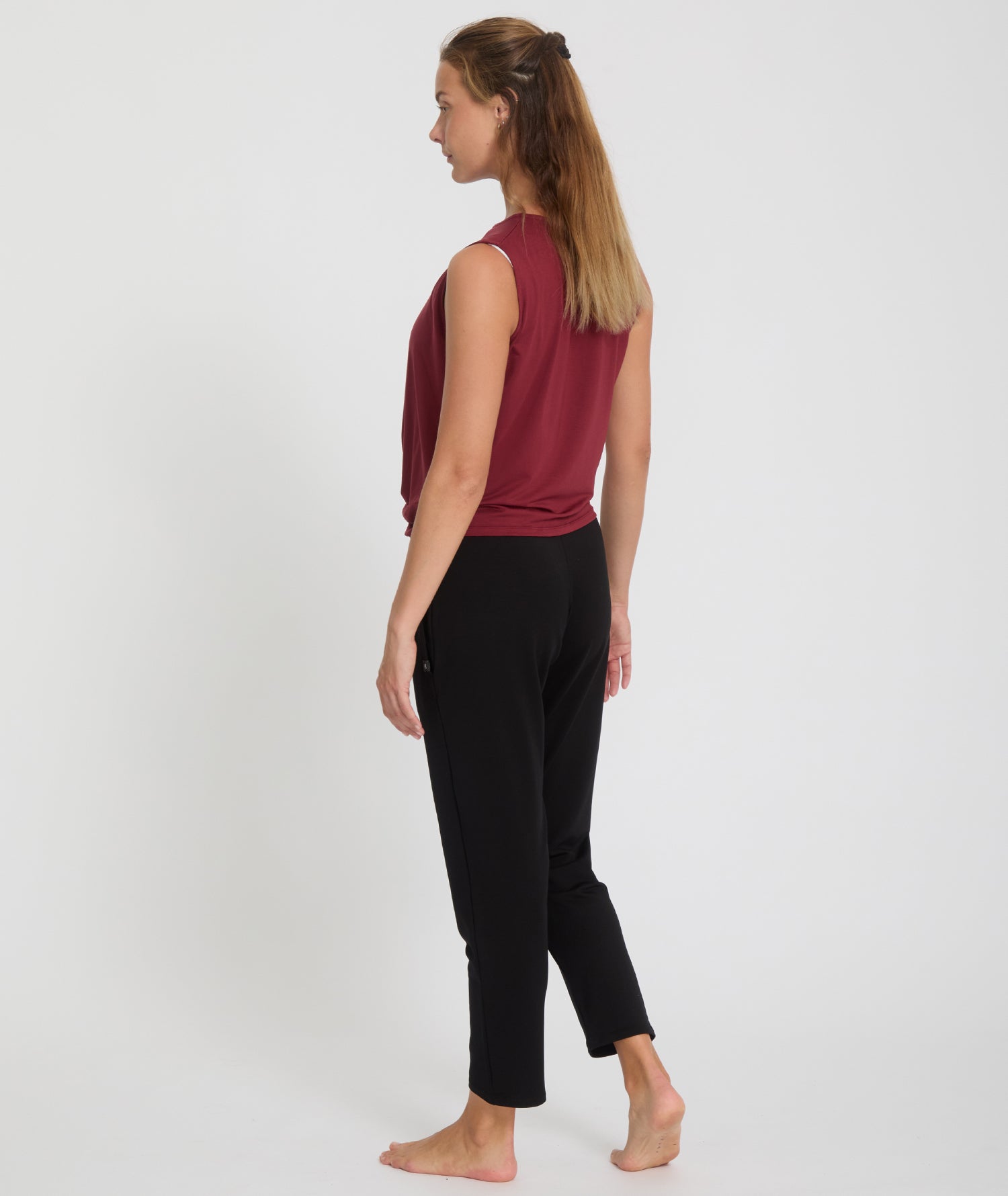 TWIST - Débardeur en Lyocell - Rubis - Yoga Searcher