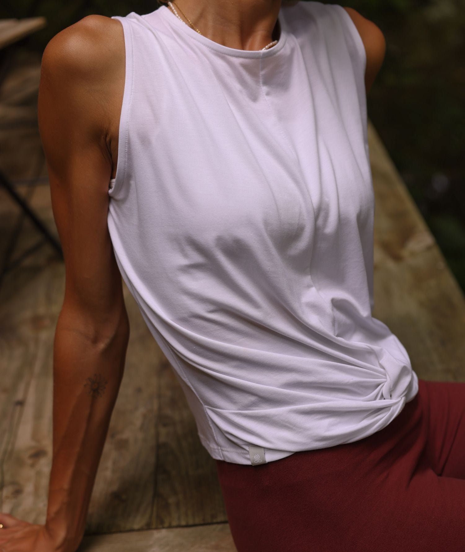 TWIST - Débardeur en Lyocell - Blanc - Yoga Searcher