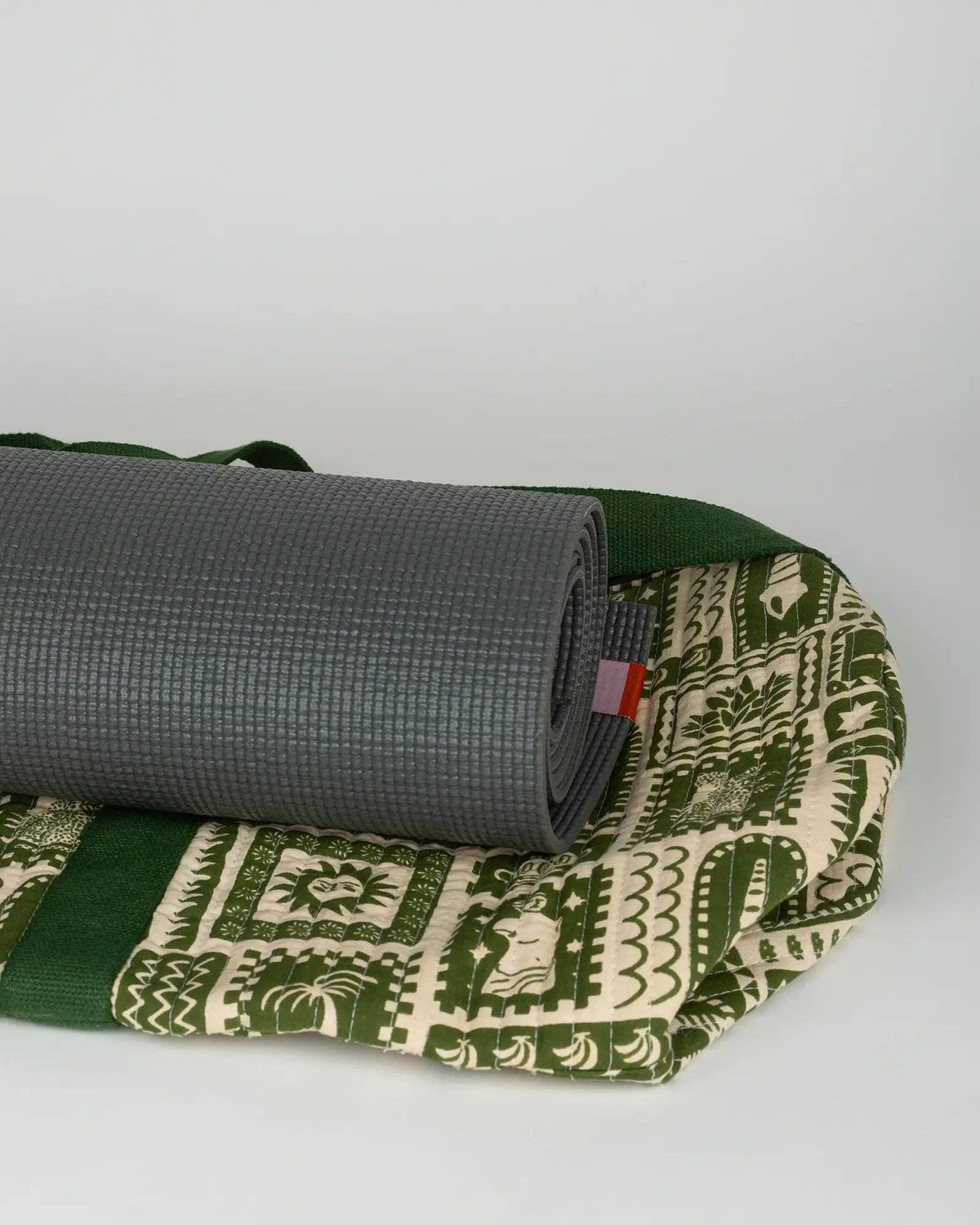 Le sac de yoga en tissu matelassé Art vert