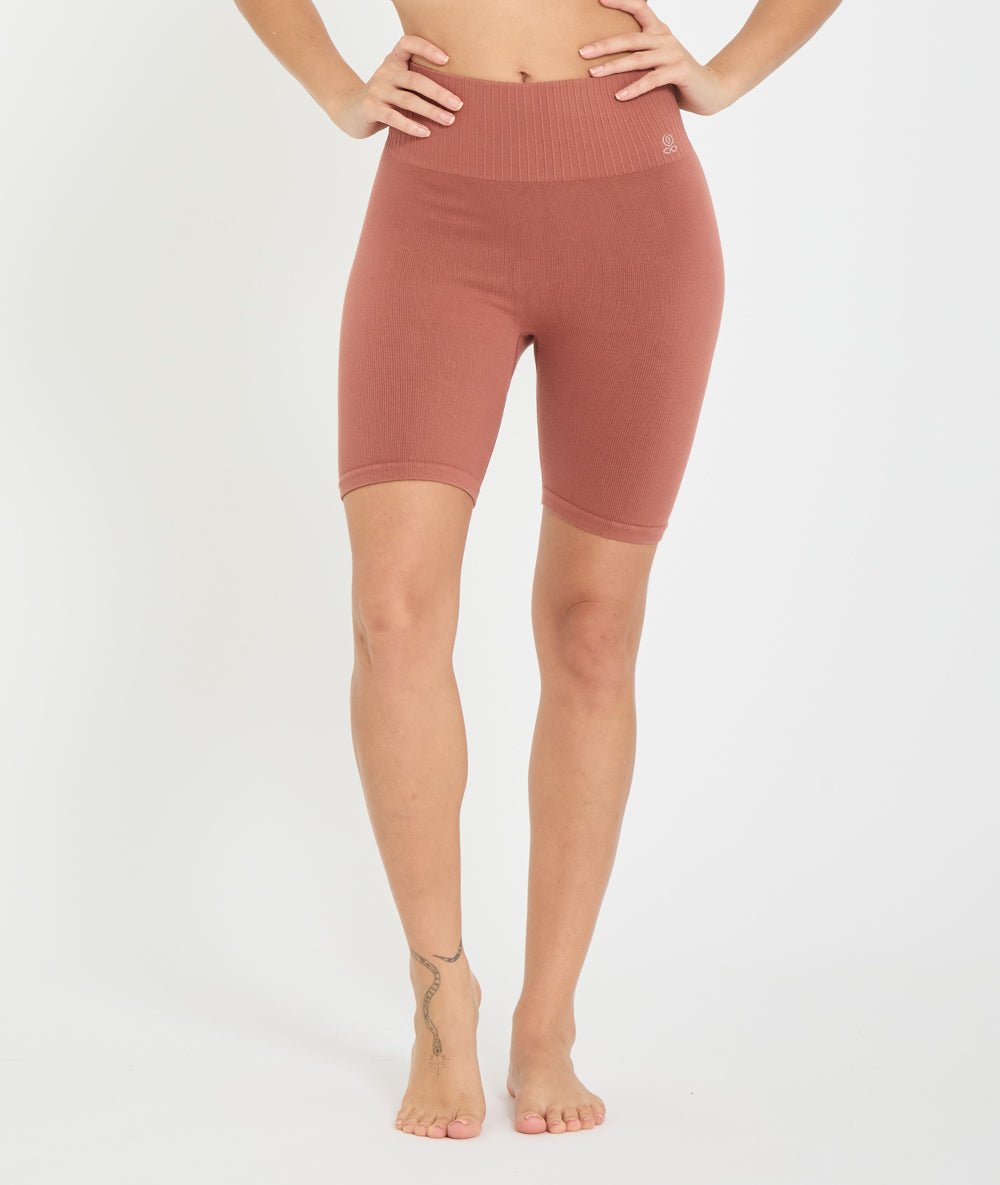 american vintage Short femme Oyobay - FLORE Rouge - E23 Réduction Vêtements american vintage Short femme Oyobay - FLORE Rouge - E23 Réduction Vêtements