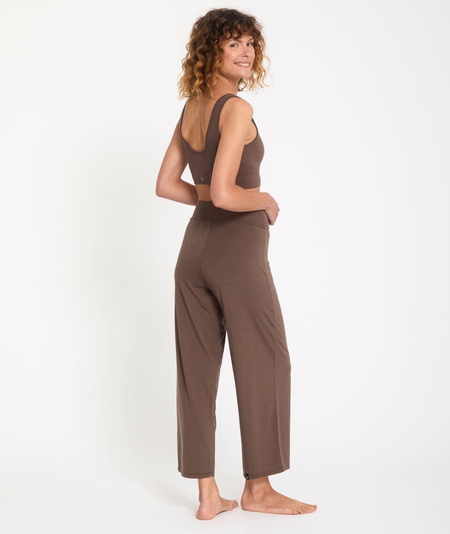 RAVANA - Jogging souple - Marron- Yoga Searcher