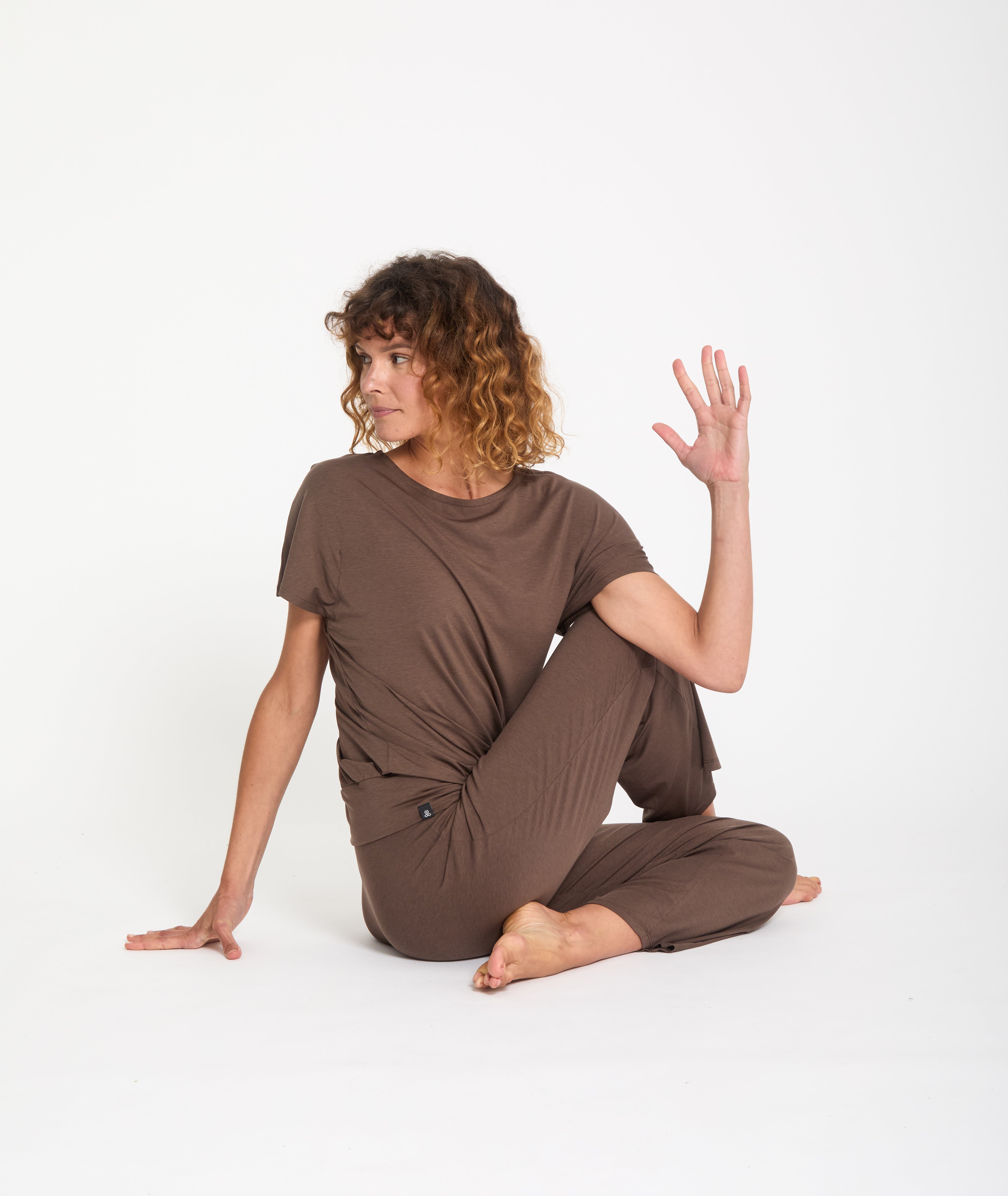 Tenue Yoga Fluidité et Liberté